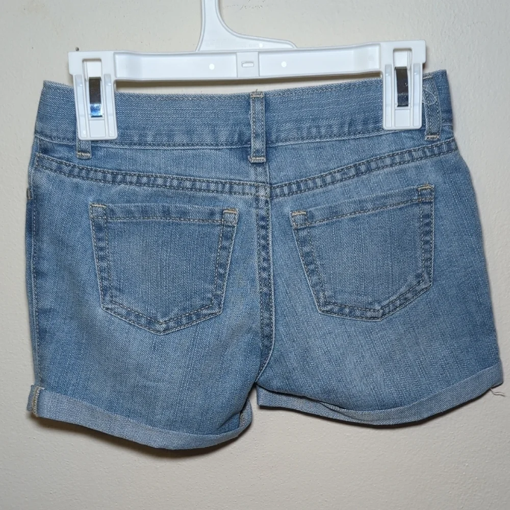 The Children's Place Light Blue Jean Shorts Adjustable Waist Girls Size 6